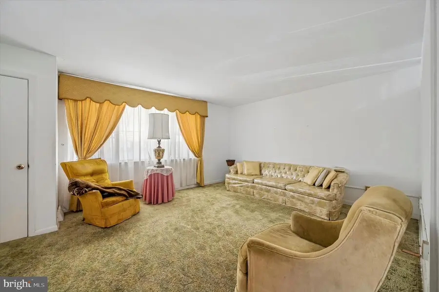 740 Cinnaminson St, Philadelphia, PA 19128 - #3