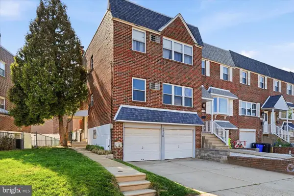 4210 Lyman Dr, PHILADELPHIA, PA 19114