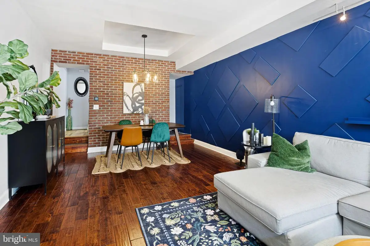 806 S 8th, Philadelphia, PA 19147 - #1