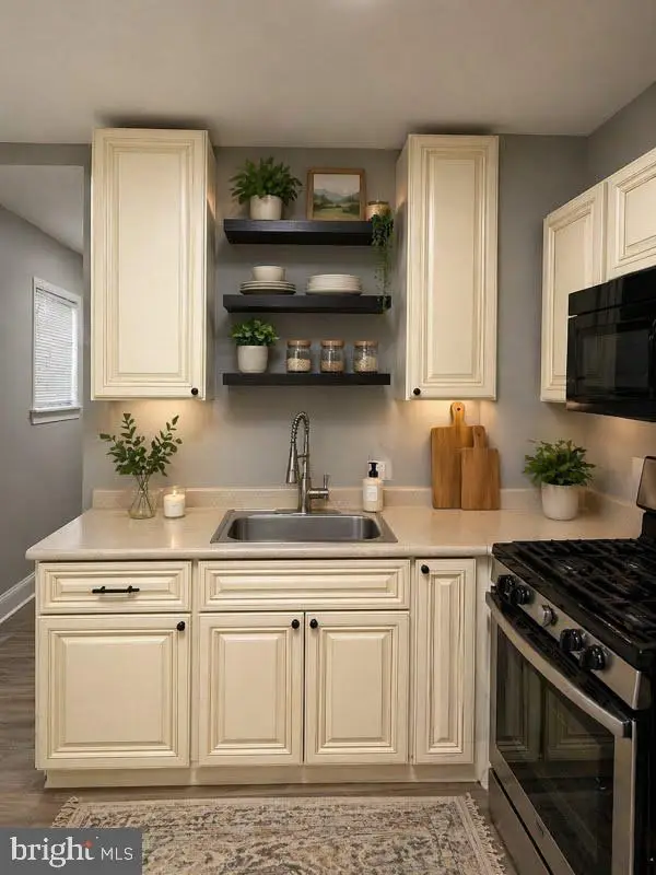 1323 N Wanamaker St, Philadelphia, PA 19131 - #3