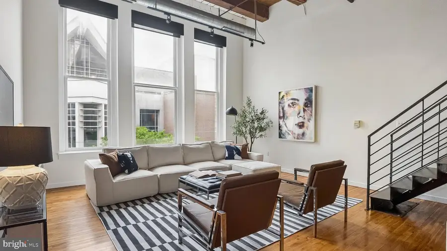 1027-31 Arch St #302, Philadelphia, PA 19107 - #2