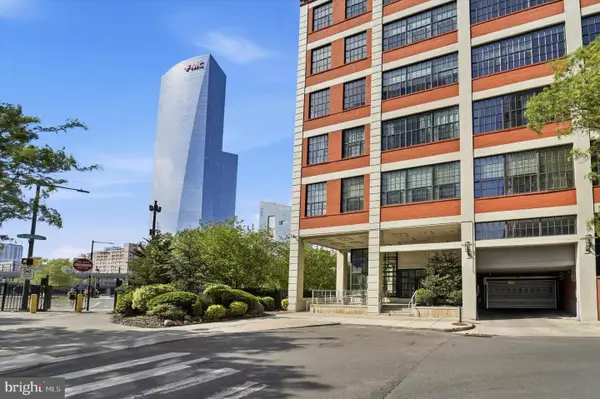 2429-41 Locust St #211, PHILADELPHIA, PA 19103