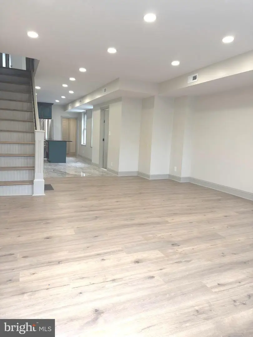 1819 E Sergeant St, Philadelphia, PA 19125 - #2