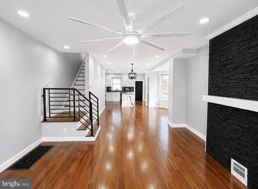 60 W Pomona St, Philadelphia, PA 19144 - #3