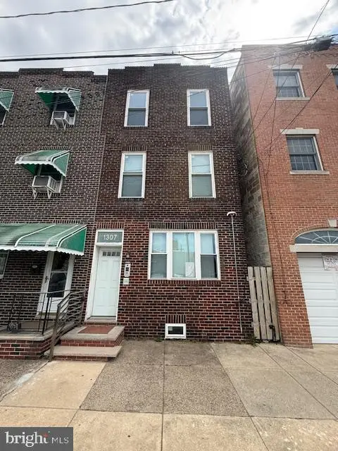 1307 E Moyamensing Ave, Philadelphia, PA 19147 - #2