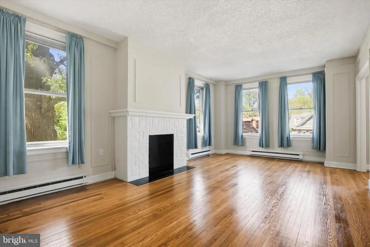 400-14 W Hortter St #203, Philadelphia, PA 19119 - #1