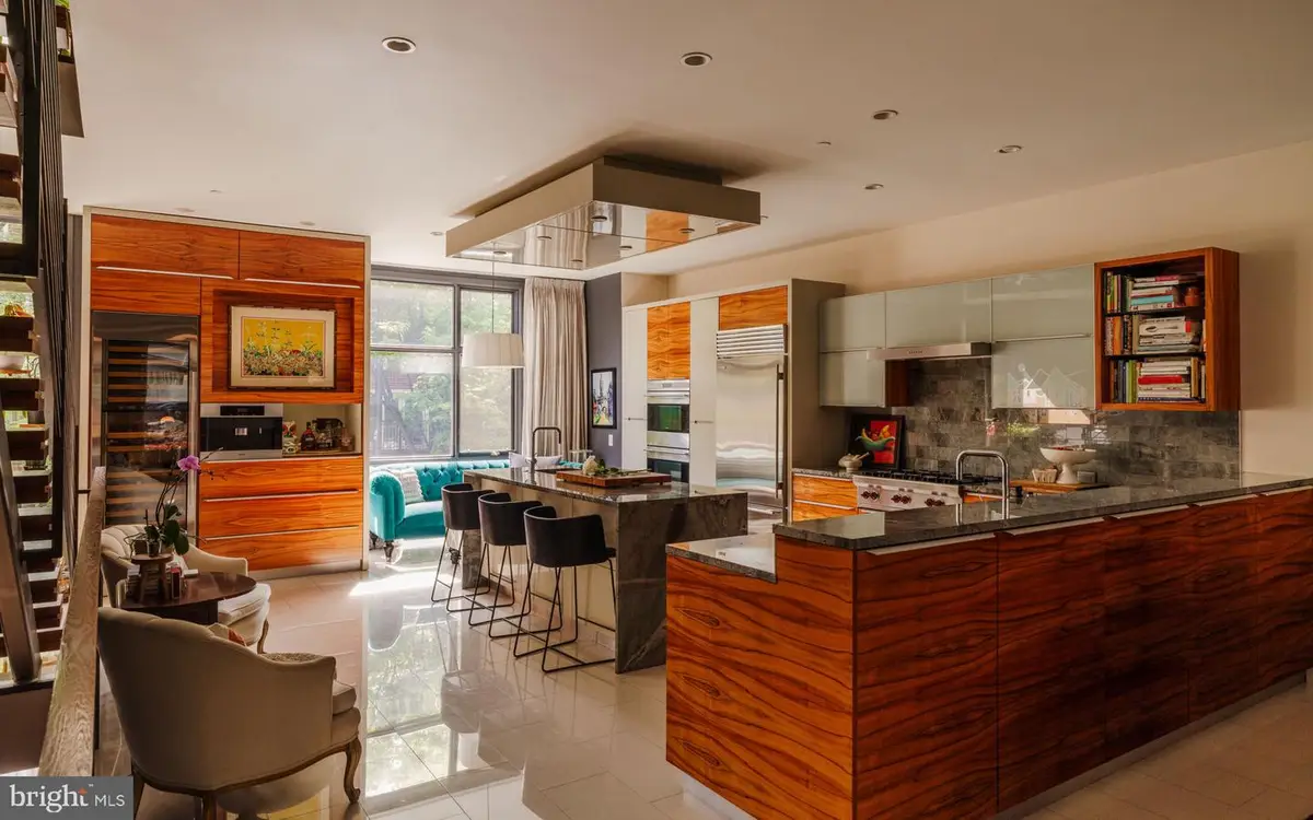 136 N 22nd St, Philadelphia, PA 19103 - #1