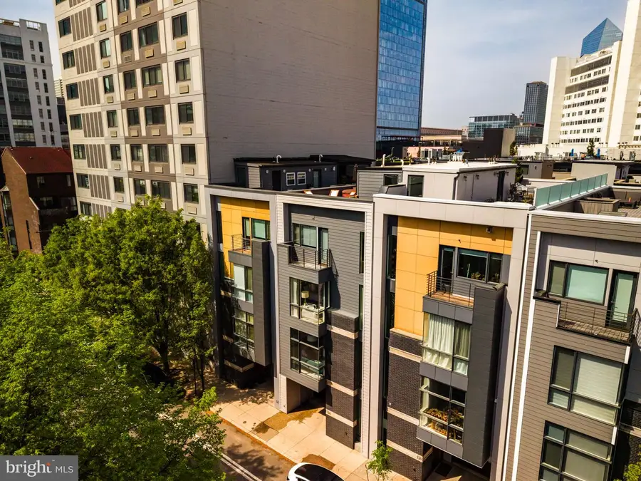 136 N 22nd St, Philadelphia, PA 19103 - #2