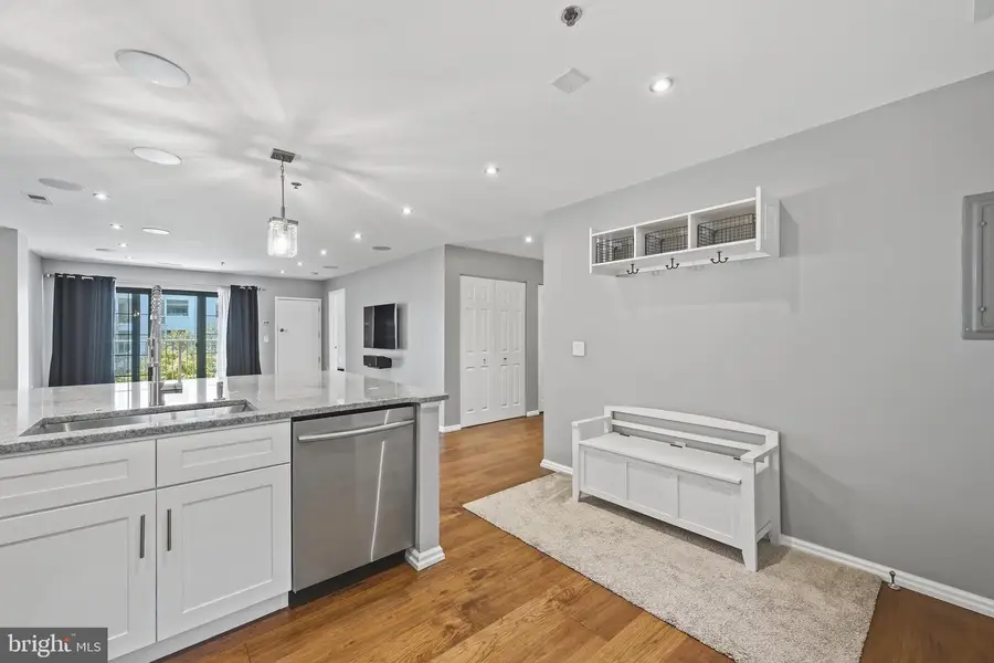 2 Leverington Ave #21, Philadelphia, PA 19127 - #2