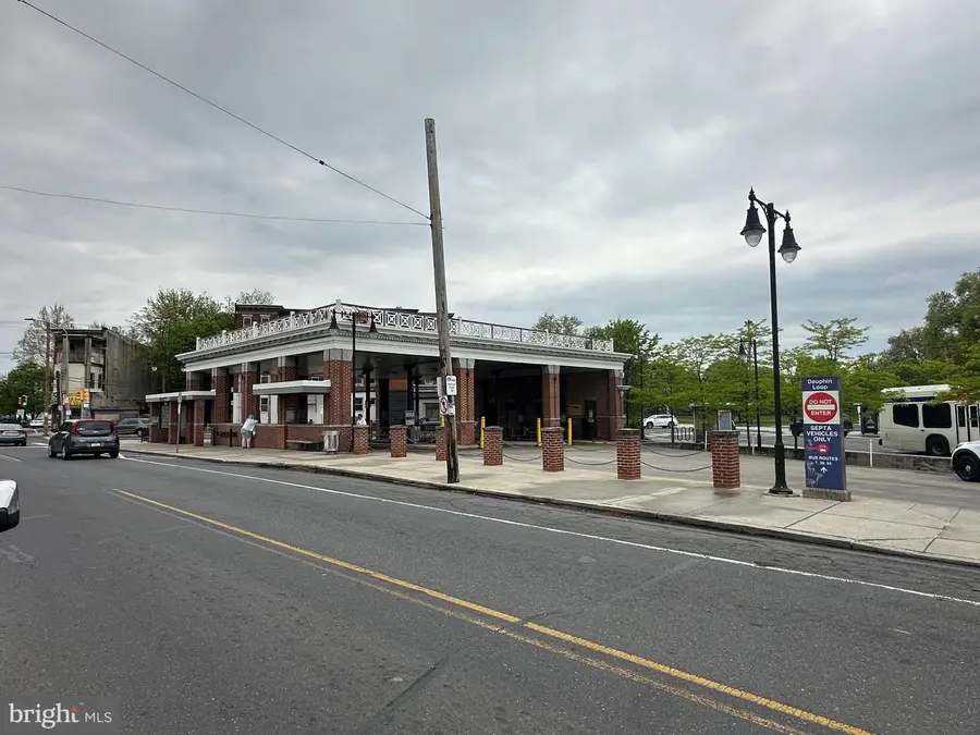 3259 Ridge Ave, Philadelphia, PA 19132 - #2