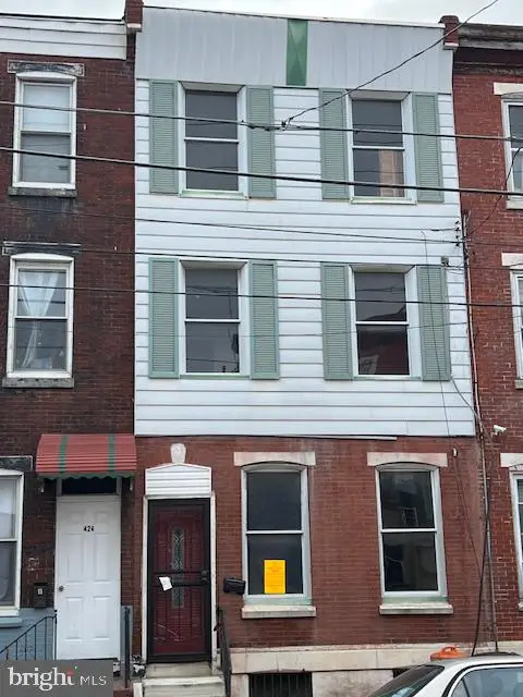 426 Moore St, Philadelphia, PA 19148 - #1