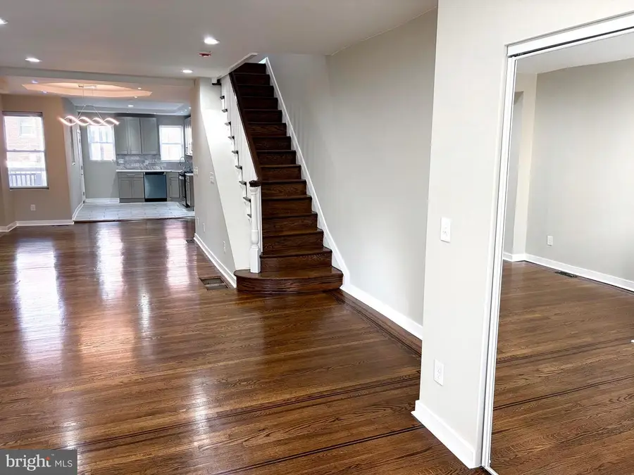 6221 Gardenia St, Philadelphia, PA 19144 - #2