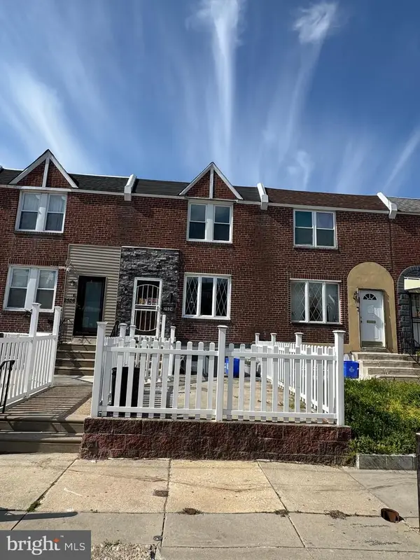 2524 S Bellford St, PHILADELPHIA, PA 19153