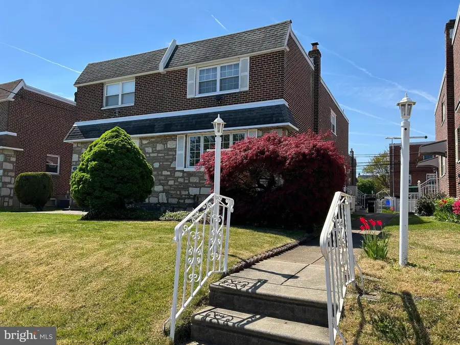 3016 Vista St, Philadelphia, PA 19152 - #2