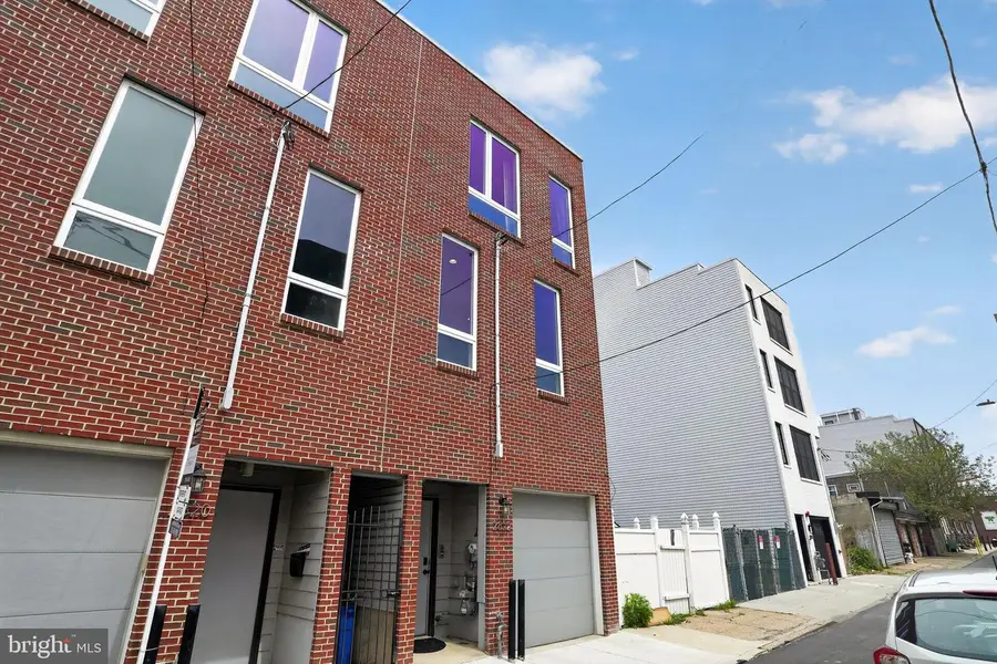2822 Livingston St, Philadelphia, PA 19134 - #2
