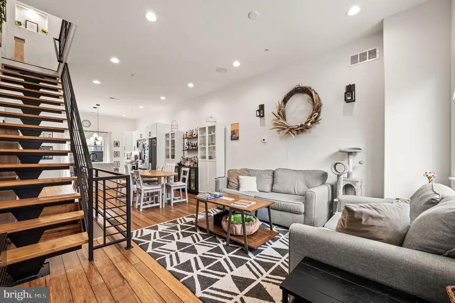2061 Mcclellan St, Philadelphia, PA 19145 - #2