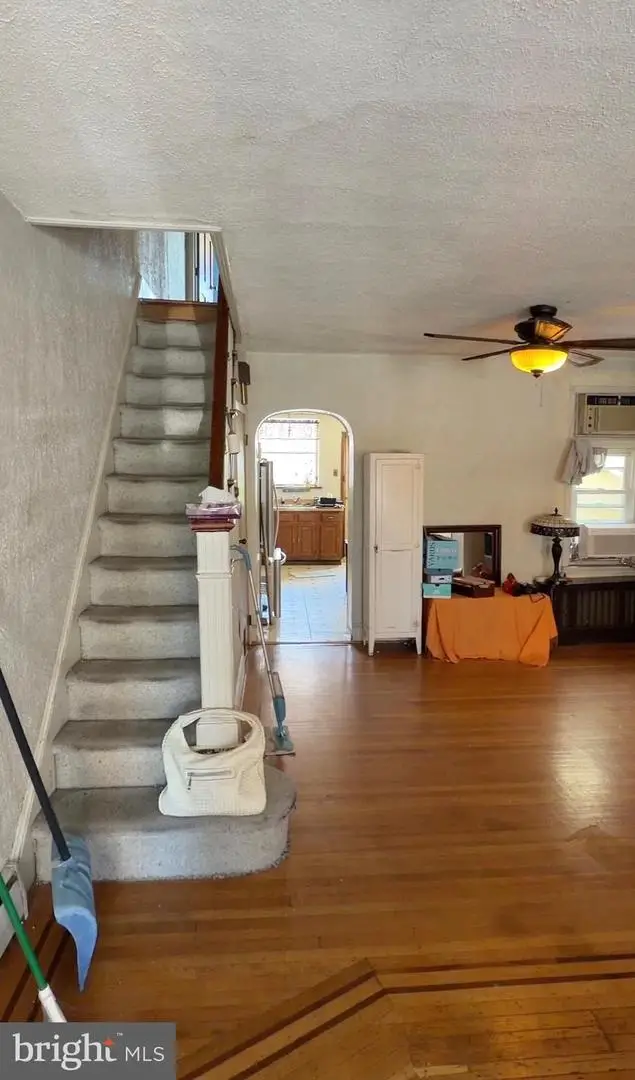1102 Morris St, Philadelphia, PA 19148 - #2