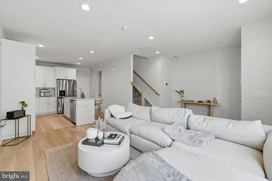 2160 Northbank Pl #166, Philadelphia, PA 19125 - #3