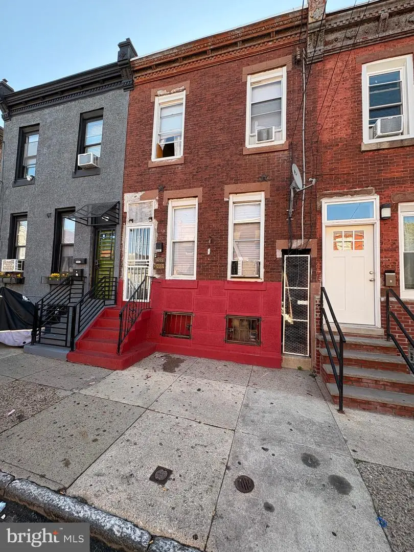 3041 D St, Philadelphia, PA 19134 - #1