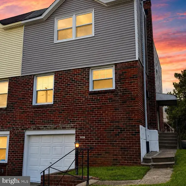 2536 Maxwell St, PHILADELPHIA, PA 19152