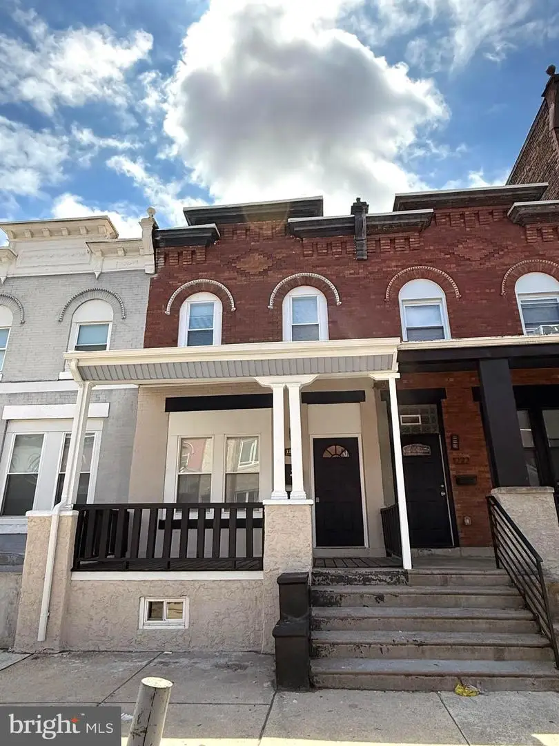 1220 W Airdrie St, Philadelphia, PA 19140 - #2