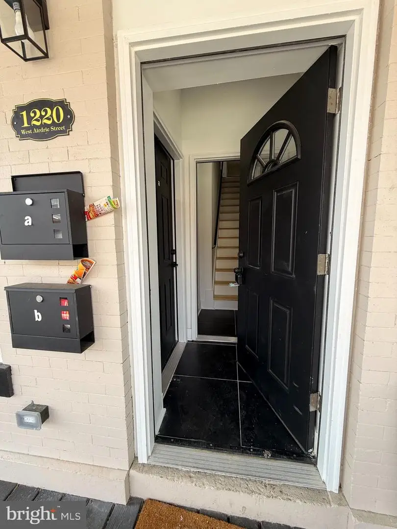 1220 W Airdrie St, Philadelphia, PA 19140 - #3