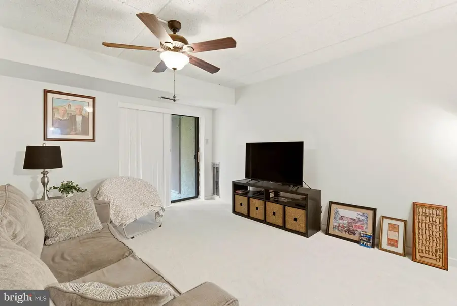427 Shawmont Ave #e, Philadelphia, PA 19128 - #3