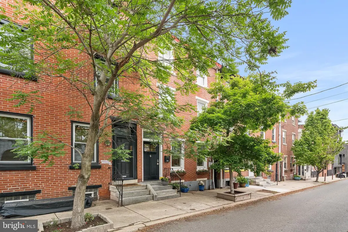 932 N Orianna St, Philadelphia, PA 19123 - #1
