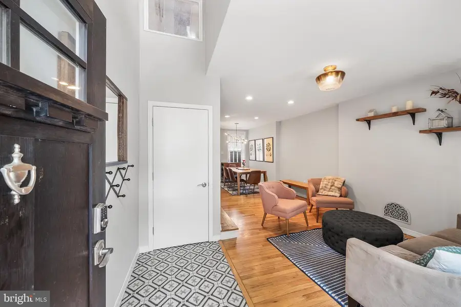 932 N Orianna St, Philadelphia, PA 19123 - #3