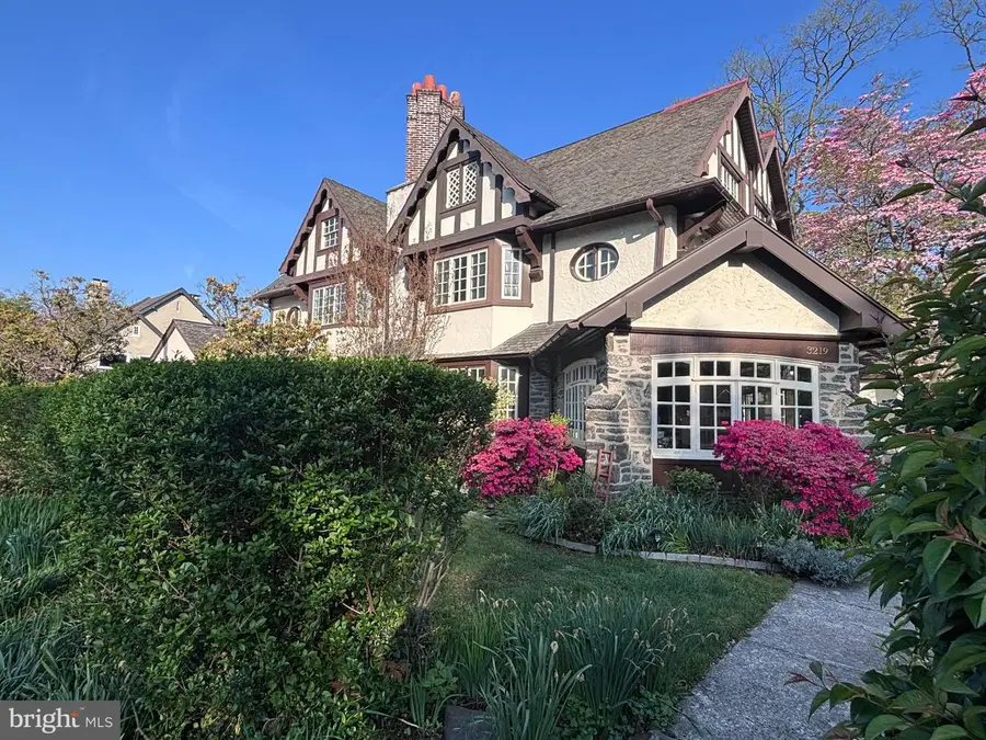 3219 W Penn St, Philadelphia, PA 19129 - #2