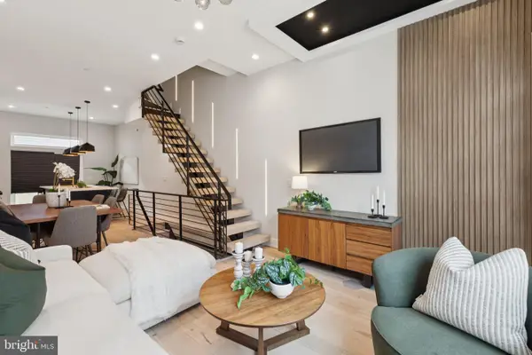 1518 S Bambrey St, PHILADELPHIA, PA 19146