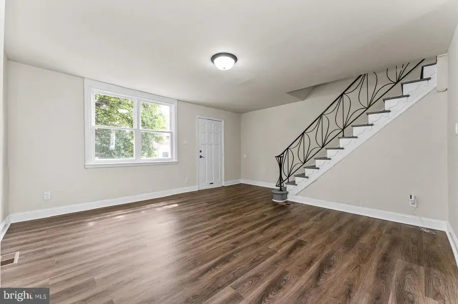 5946 Bennington St, Philadelphia, PA 19120 - #3