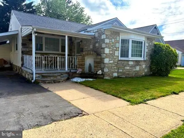 712 Benson St, PHILADELPHIA, PA 19111
