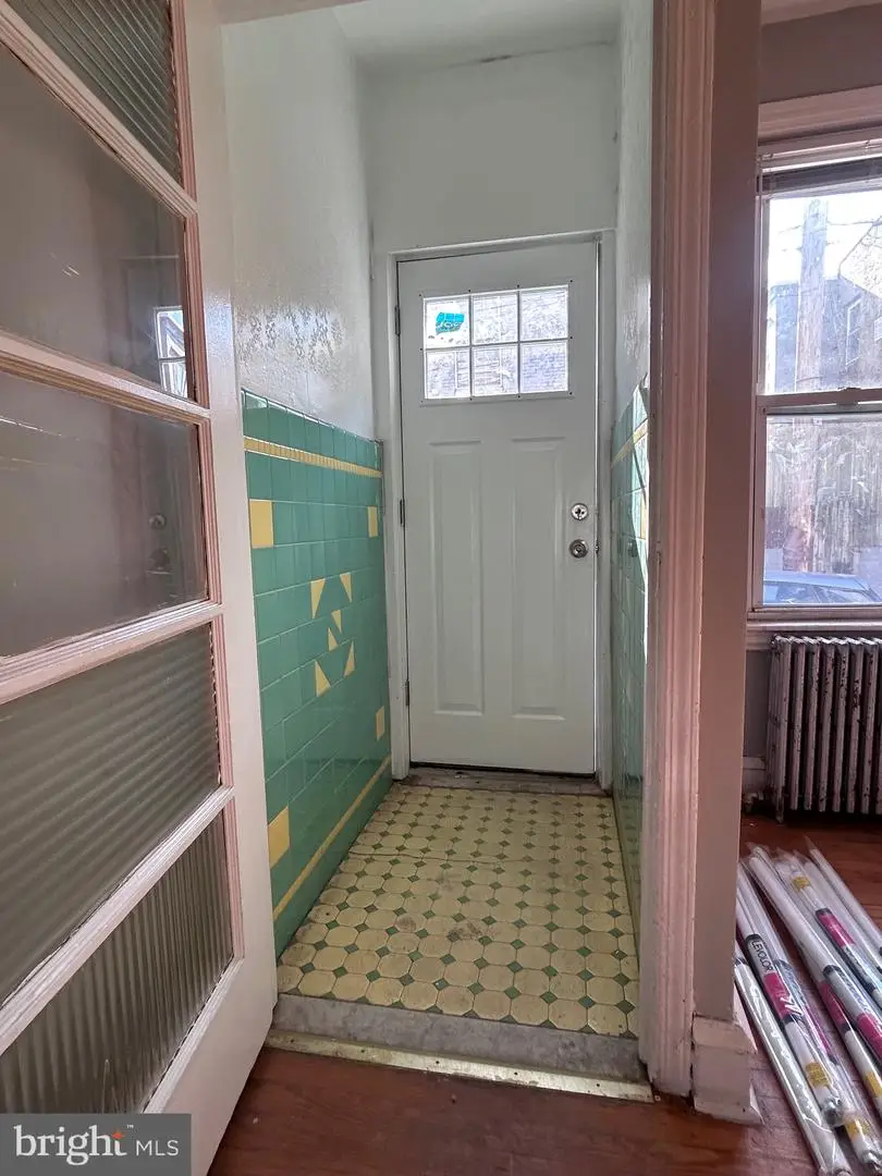 549 Fernon St, Philadelphia, PA 19148 - #2