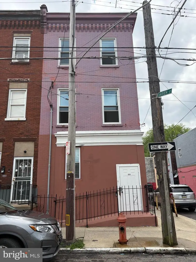 810 W Somerset St, Philadelphia, PA 19133 - #1