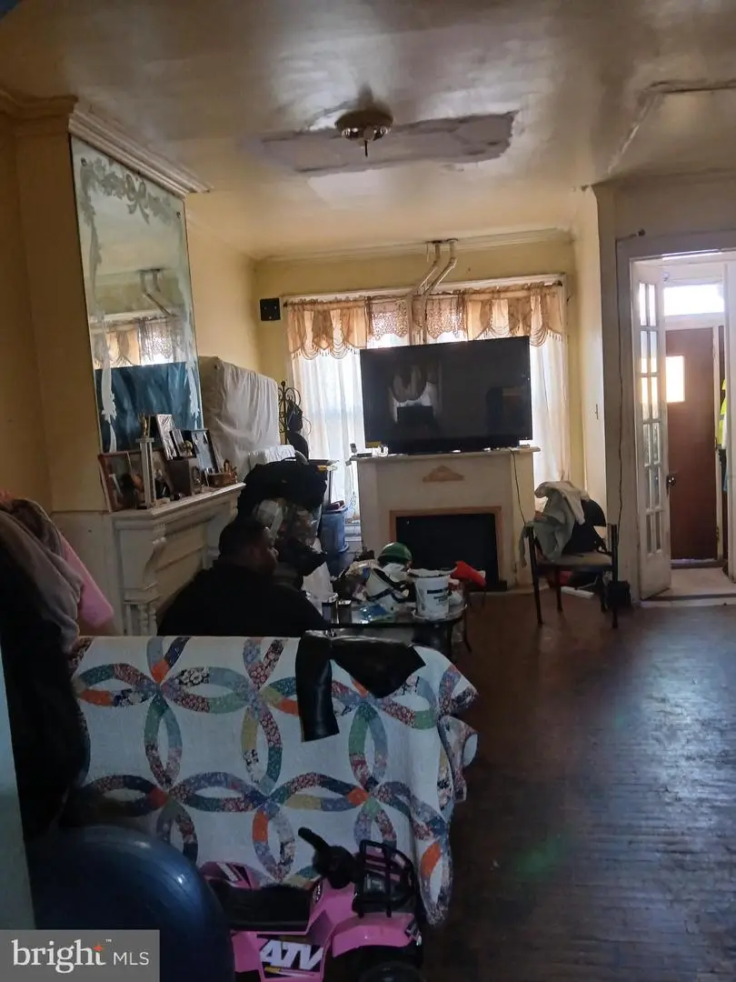 1751 N 27th St N, Philadelphia, PA 19121 - #2