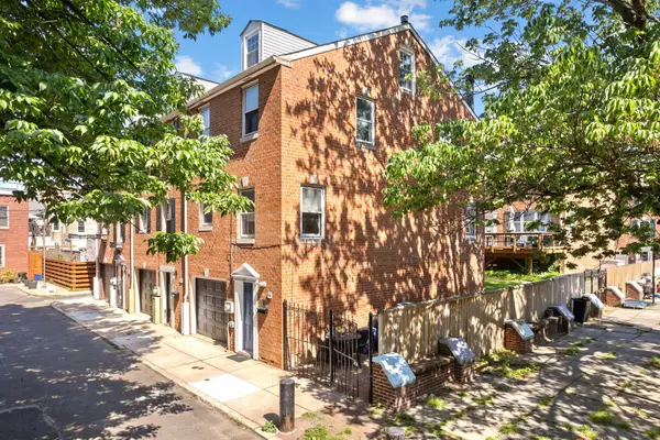 217 Titan St, PHILADELPHIA, PA 19147