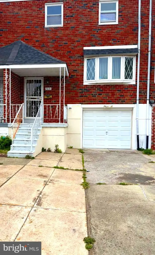 7231 Shearwater Pl, Philadelphia, PA 19153 - #1