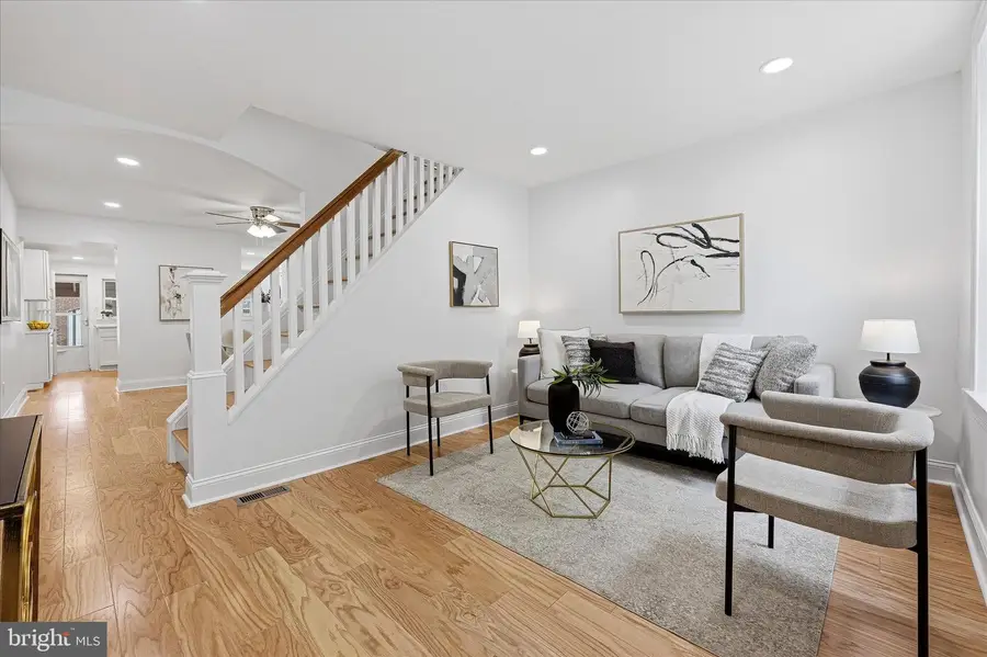 407 Conarroe St, Philadelphia, PA 19128 - #3