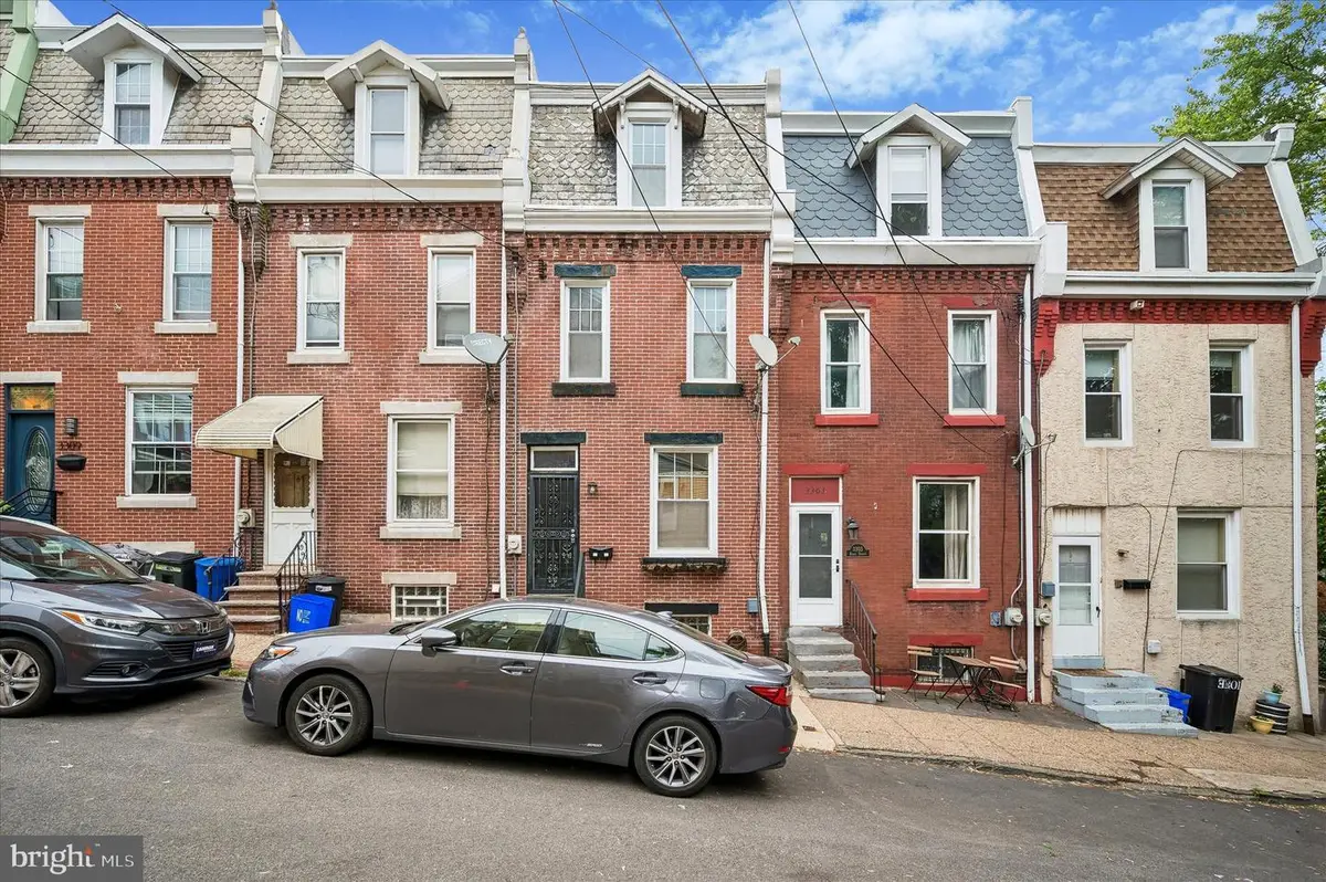 3305 Krail St, Philadelphia, PA 19129 - #1
