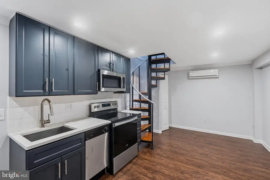 335 S 12th St #1b, Philadelphia, PA 19107 - #3