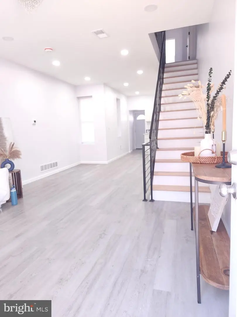 631 Cross St, Philadelphia, PA 19147 - #1