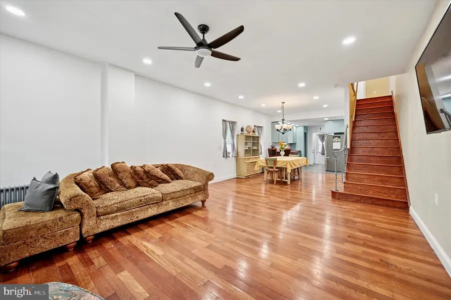 422-24 N Simpson St, Philadelphia, PA 19151 - #2