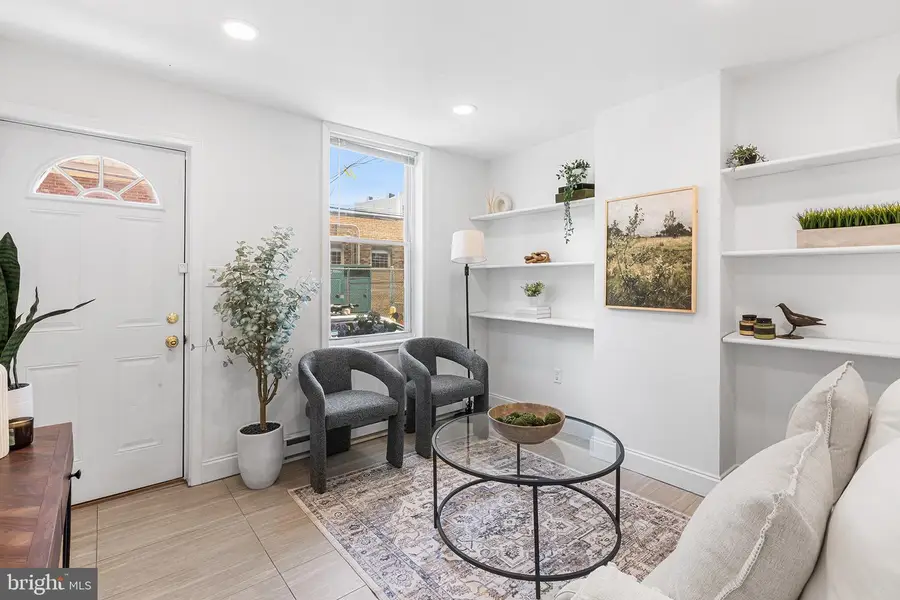 621 E Flora St, Philadelphia, PA 19125 - #3
