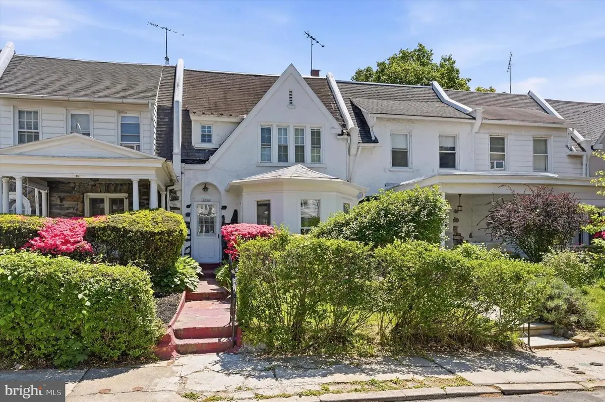 6452 Morris Park Rd, Philadelphia, PA 19151 - #1