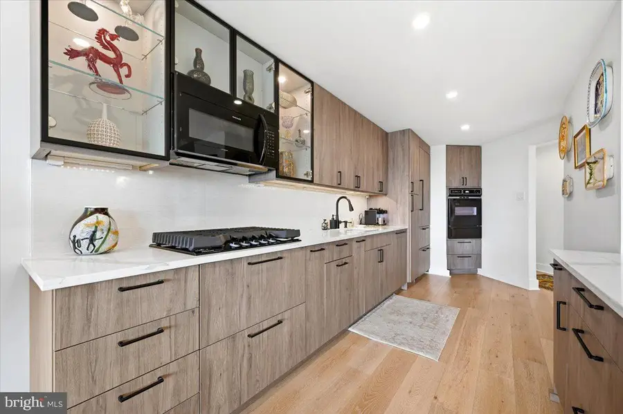 2401 Pennsylvania Ave #15c49, Philadelphia, PA 19130 - #3