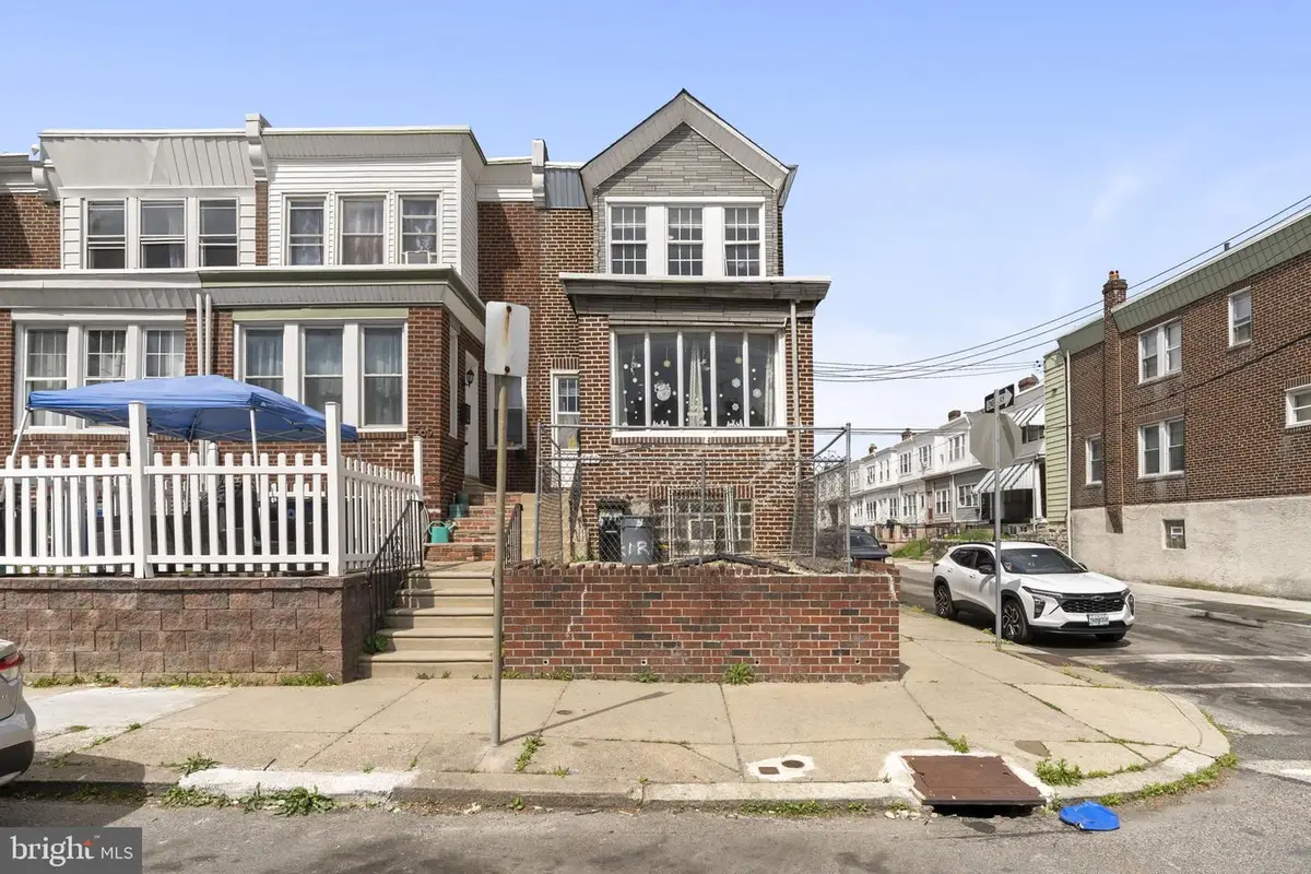 571 Van Kirk St, Philadelphia, PA 19120 - #1