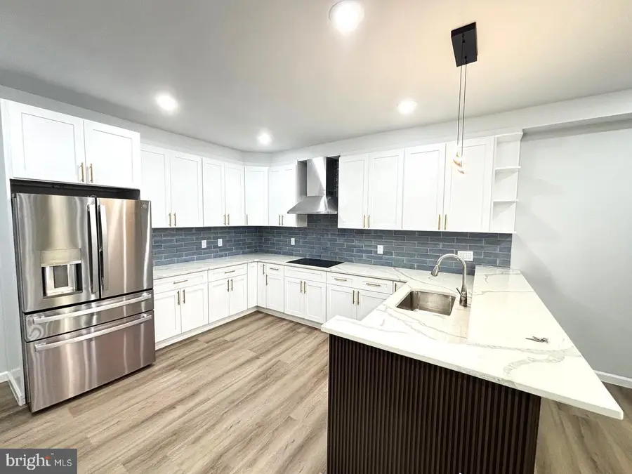 5916 Jackson St, Philadelphia, PA 19135 - #3