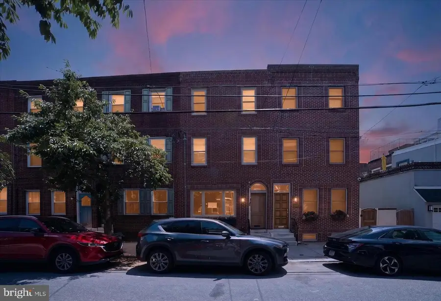 2336 Aspen St, Philadelphia, PA 19130 - #2