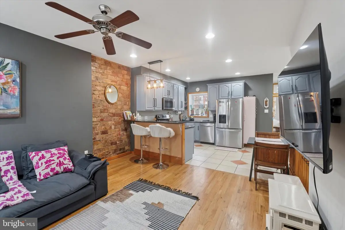 1522 Brown St #1, Philadelphia, PA 19130 - #1